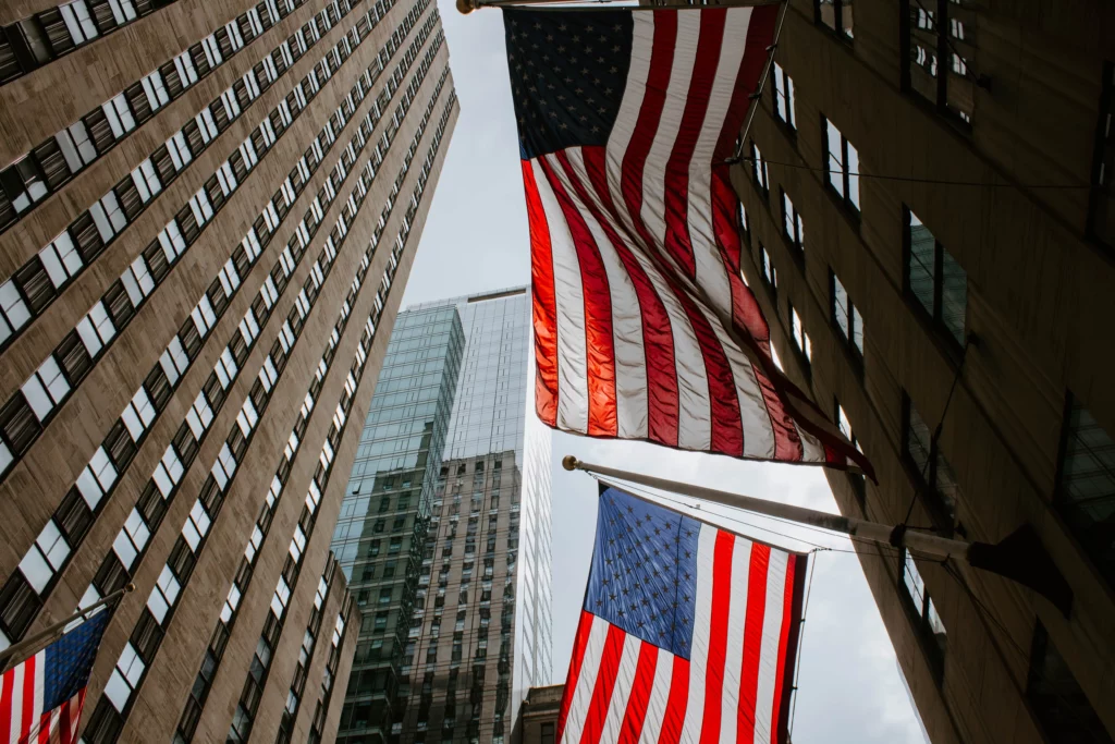 Pay contractors in the United States