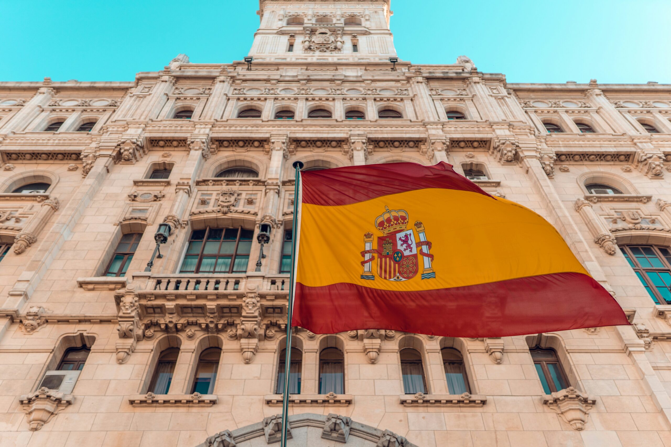 You are currently viewing Payment Terms for Contractors in Spain: Key Points