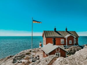 Read more about the article Payment Terms for Contractors in Sweden: Key Points