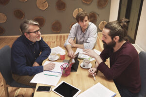 Read more about the article Top Employer of Record (EOR) Service Providers in Canada [2025]