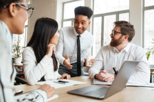 Read more about the article How to Hire BI Developers in India in 2025: A Global Guide