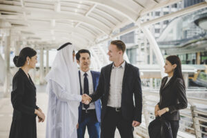 Read more about the article Detailed Guide to Employer of Record (EOR) vs. Entity Establishment in UAE