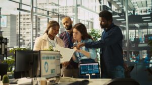 Read more about the article What is HRIS Software? Key Features, Benefits & Top Picks for 2025